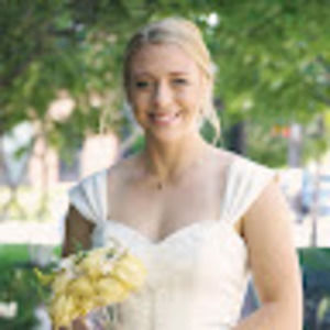 Meet your Posher, Caitlin